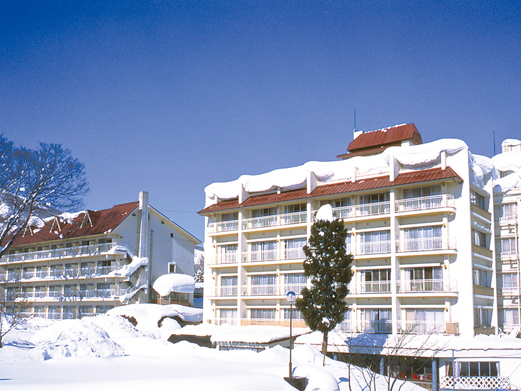 スキー・スノボツアー 赤倉ホテル（赤倉温泉）