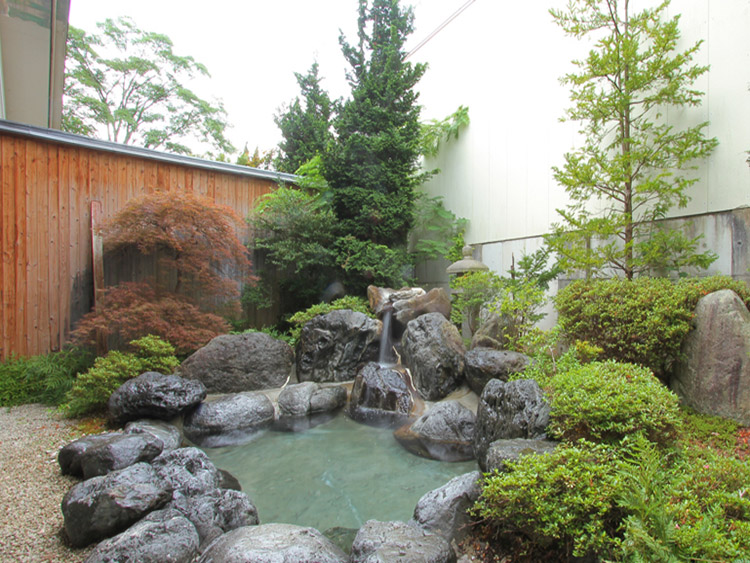 からまつ荘