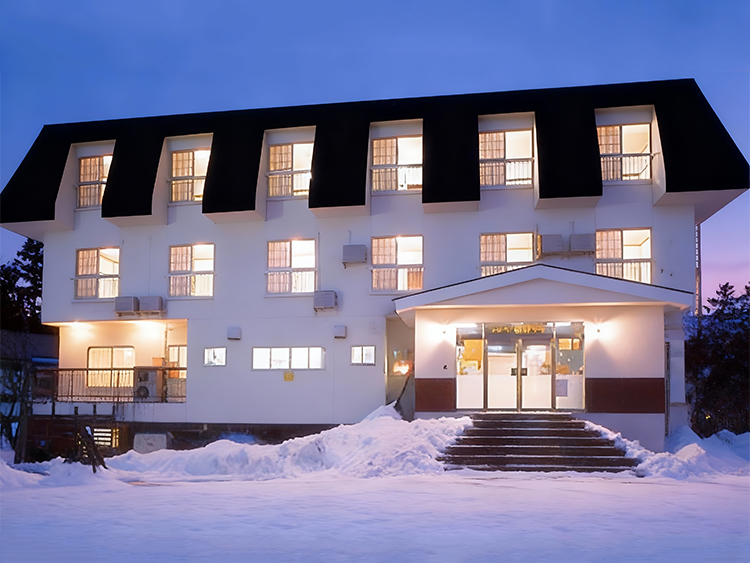 ほりでーいんこばやしの外観