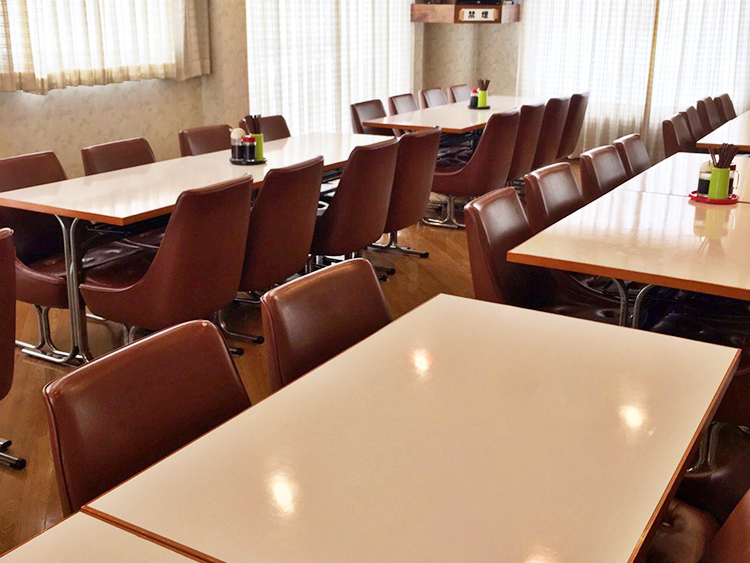 ほりでーいんこばやしの館内